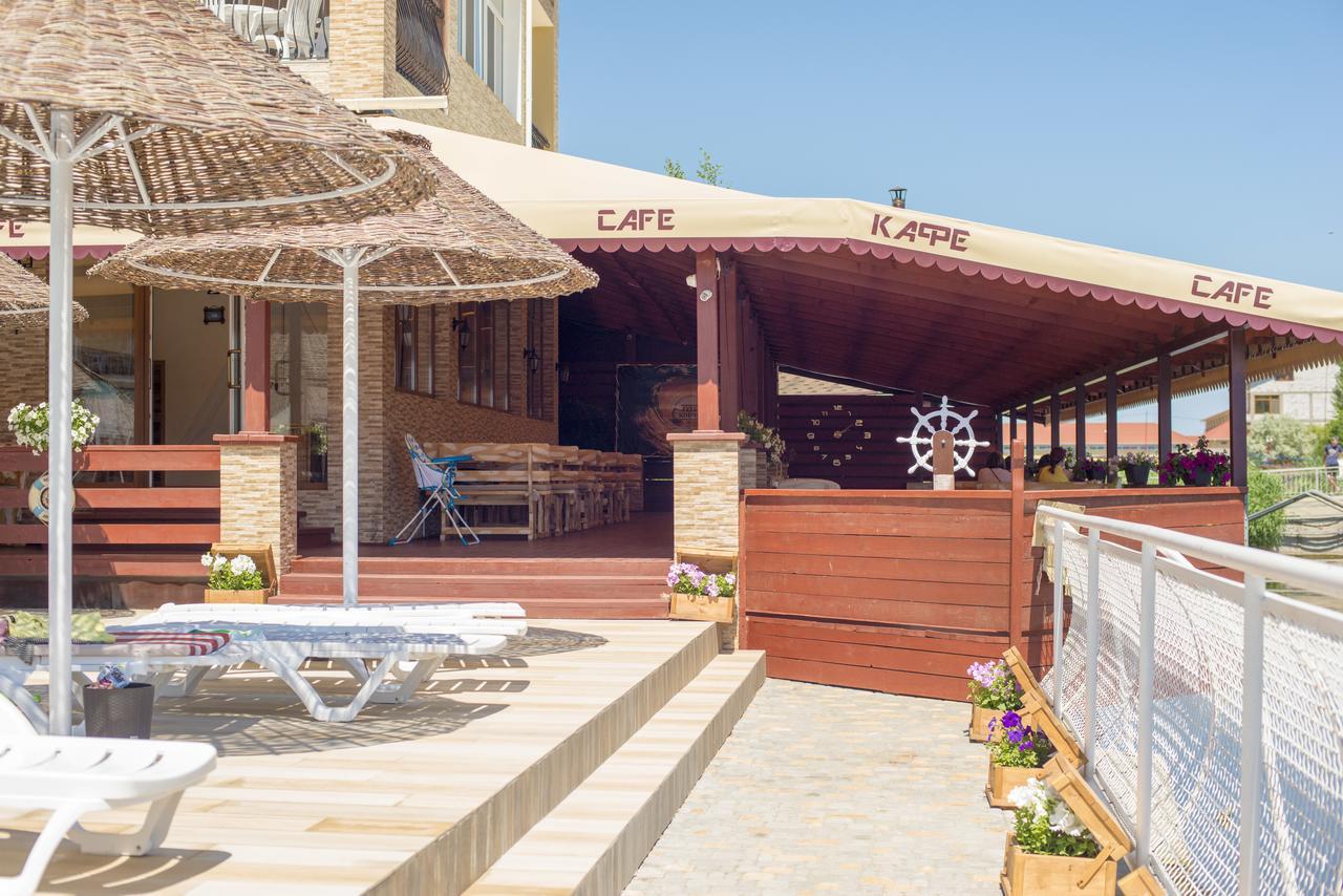 Kovcheg Hotel Zatoka Exterior photo